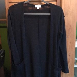 LulaRoe small black Sarah 🖤